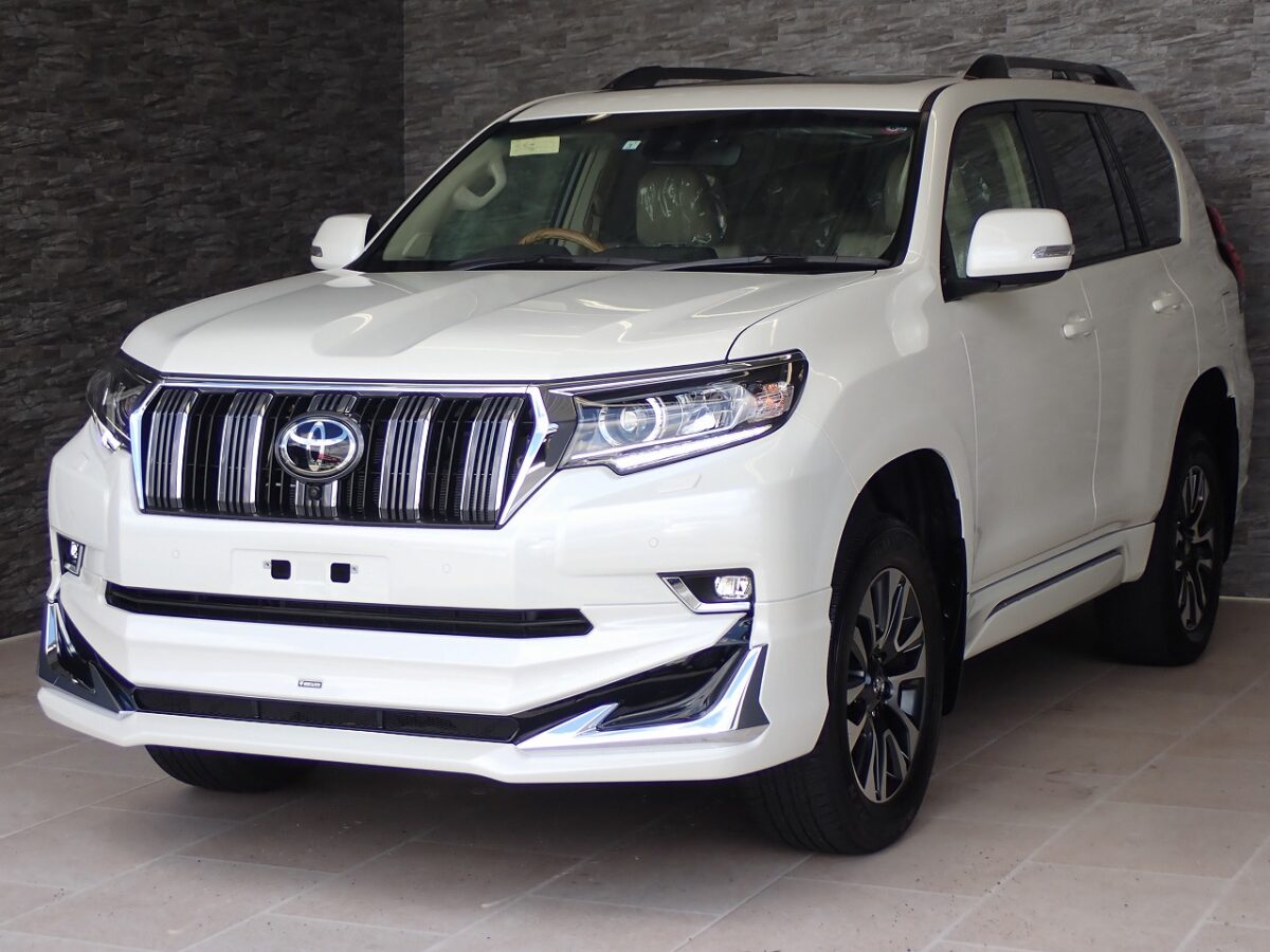 2023 TOYOTA Land Cruiser Prado